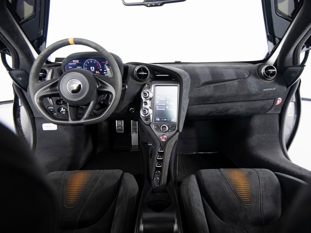 Used 2021 McLaren 765LT image 30