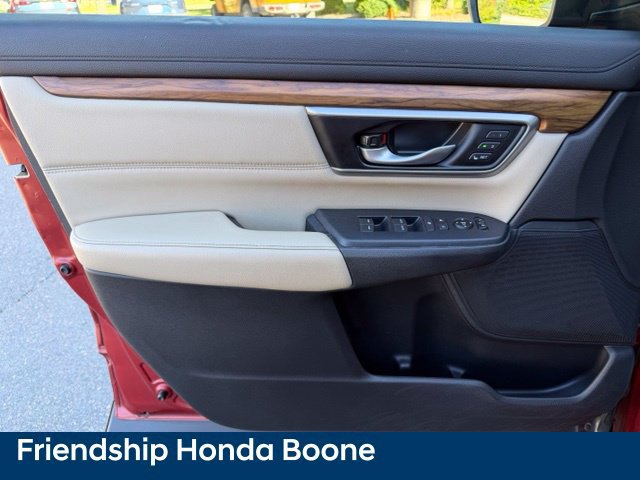 Used 2019 Honda CR-V Touring image 17
