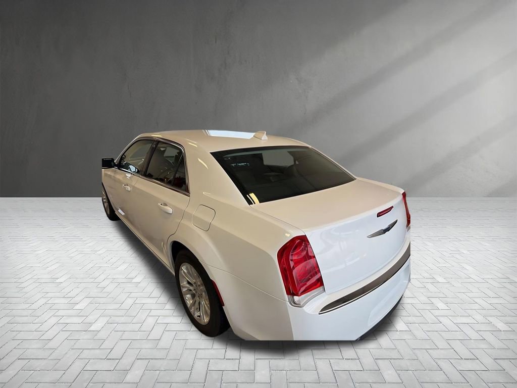 Used 2020 Chrysler 300 Touring L w/ Quick Order Package 2EF RWD image 15