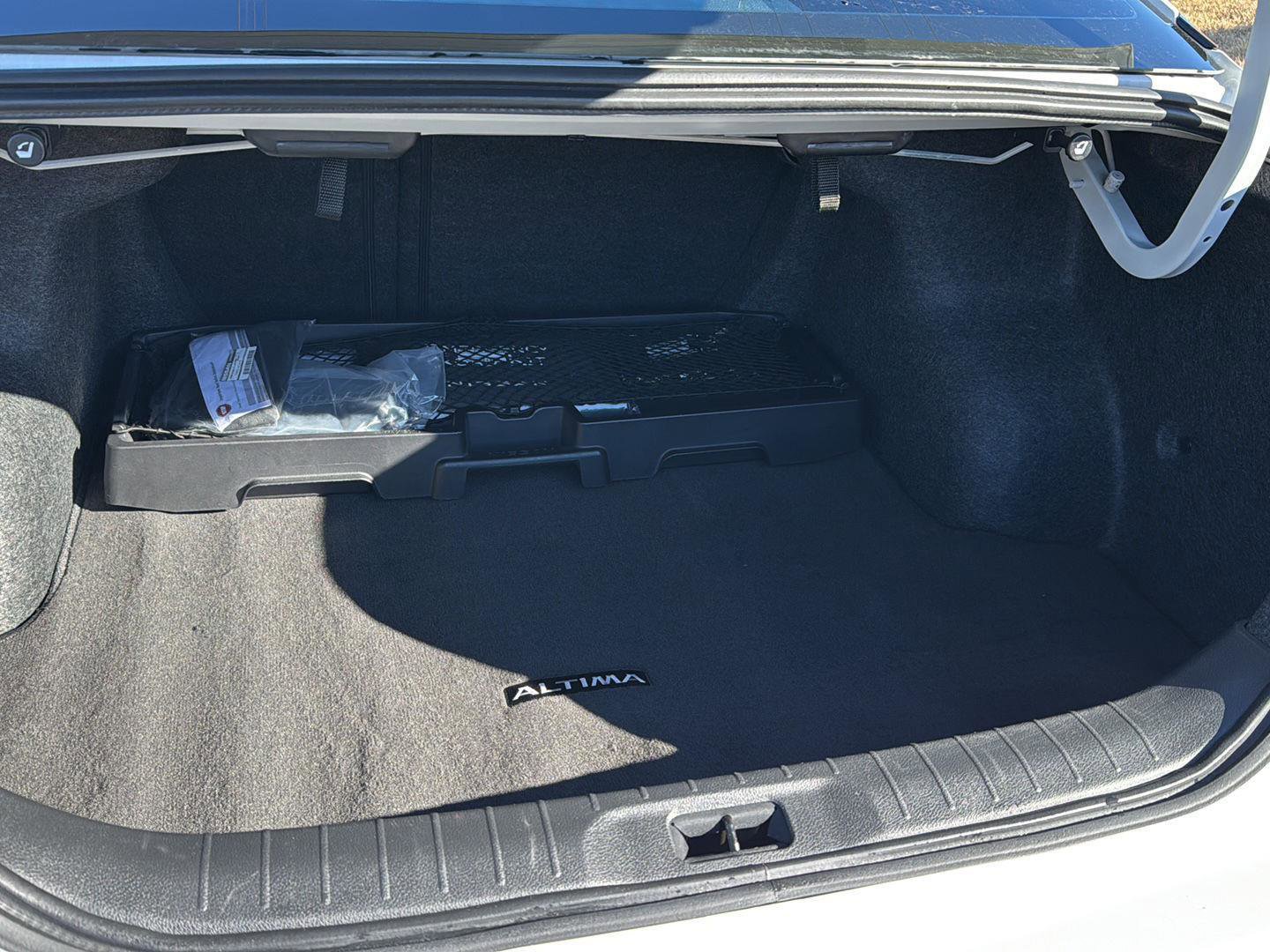 Used 2025 Nissan Altima 2.5 SR image 28