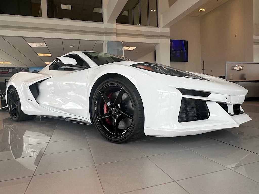 New 2025 Chevrolet Corvette E-Ray w/ Stealth Interior Trim Package