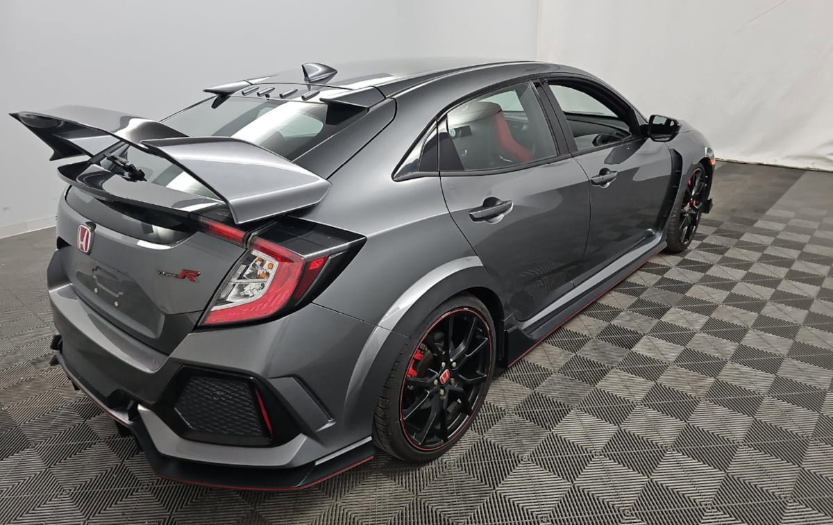 Used 2019 Honda Civic Type R image 4