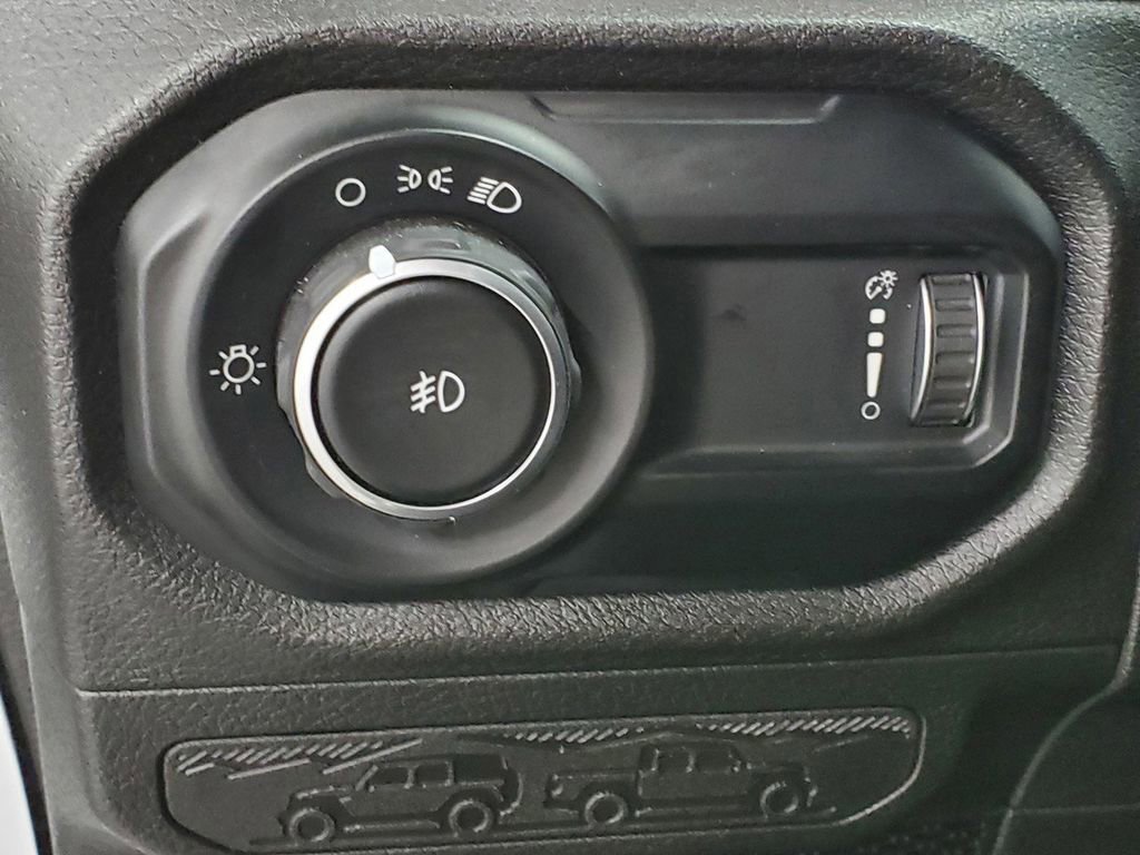 Used 2025 Jeep Wrangler Sport AWD/4WD image 27