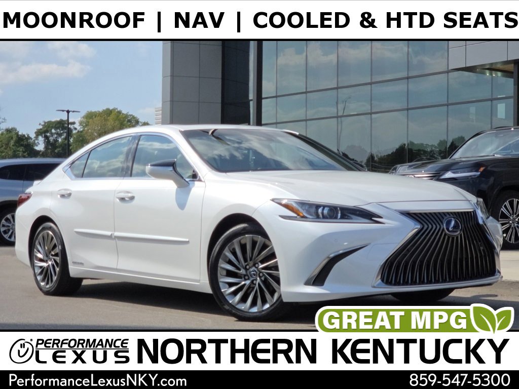 Used 2019 Lexus ES 300h w/ Luxury Package
