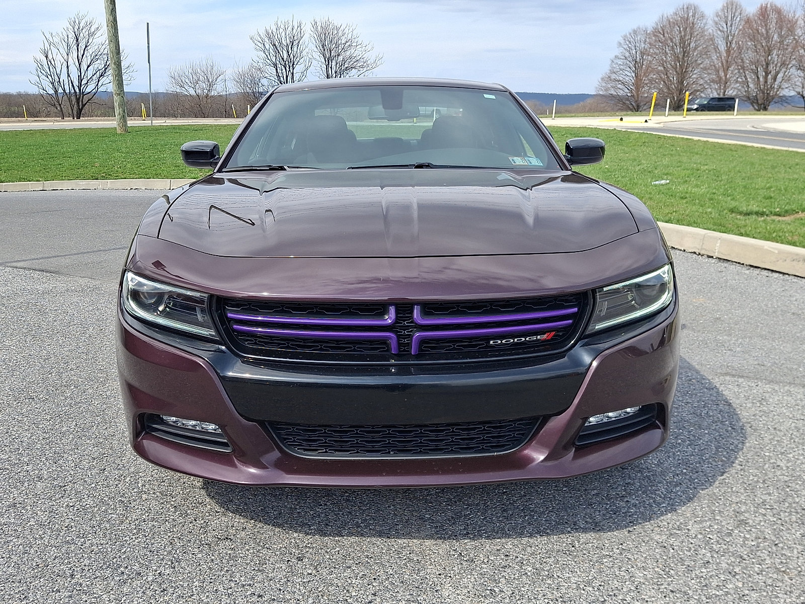 Used 2022 Dodge Charger SXT w/ Blacktop Package image 3