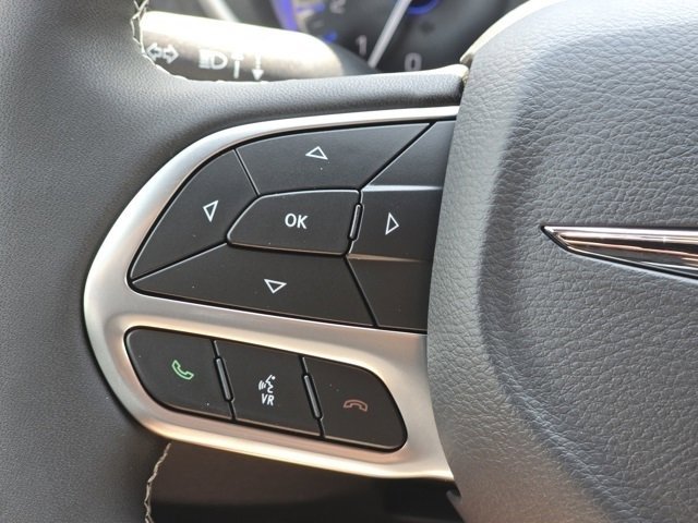 New 2026 Chrysler Pacifica Select image 15