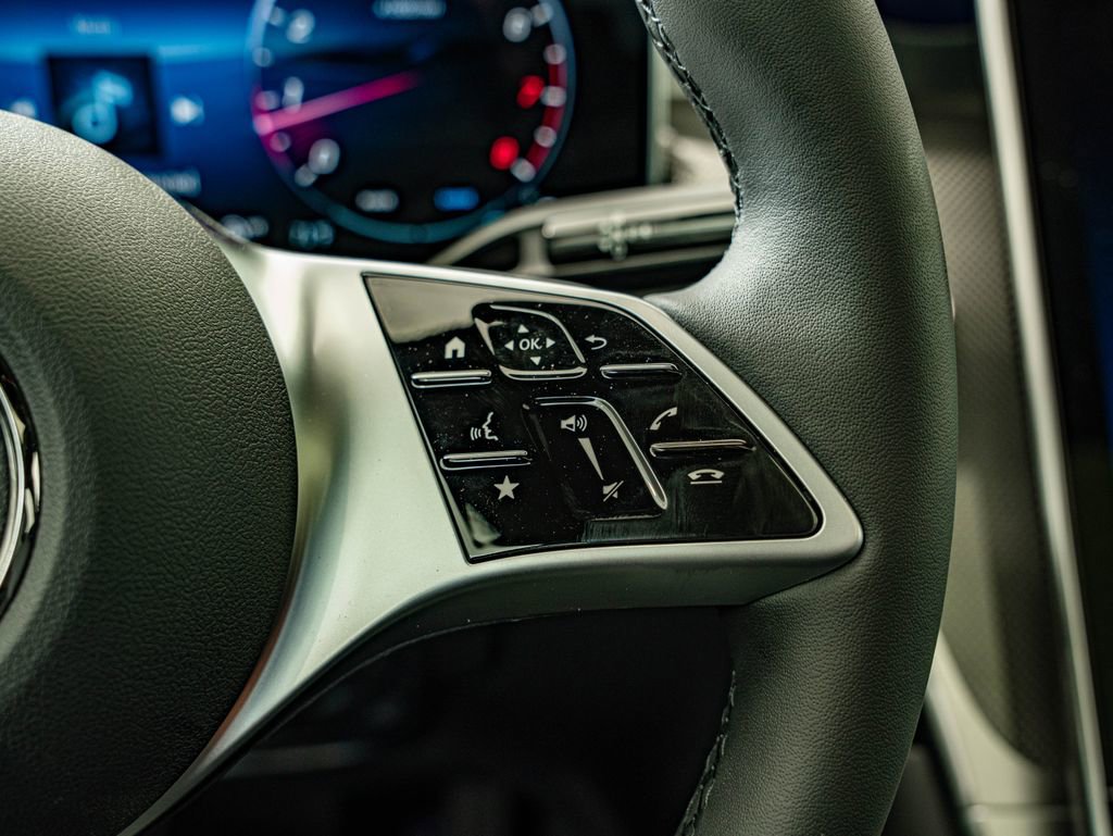 New 2026 Mercedes-Benz GLC 300 4MATIC image 19