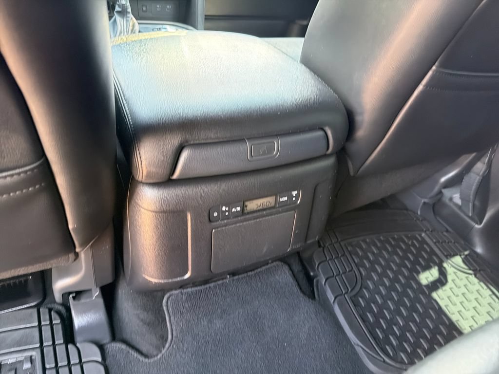 Used 2023 Nissan Armada SL w/ Midnight Edition Package RWD image 34