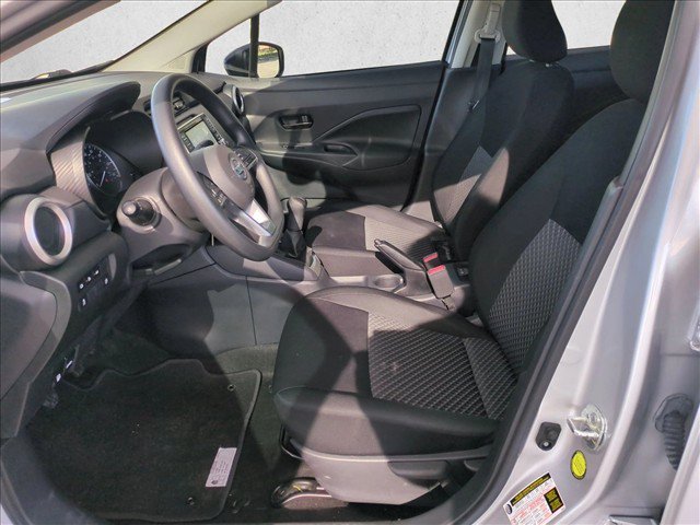 Used 2022 Nissan Versa S FWD image 15