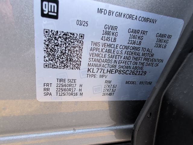 Used 2025 Chevrolet Trax LT FWD image 27