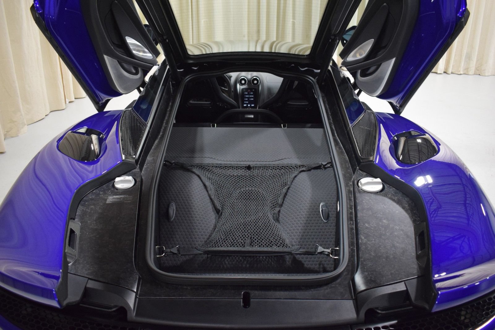New 2025 McLaren GTS RWD image 37
