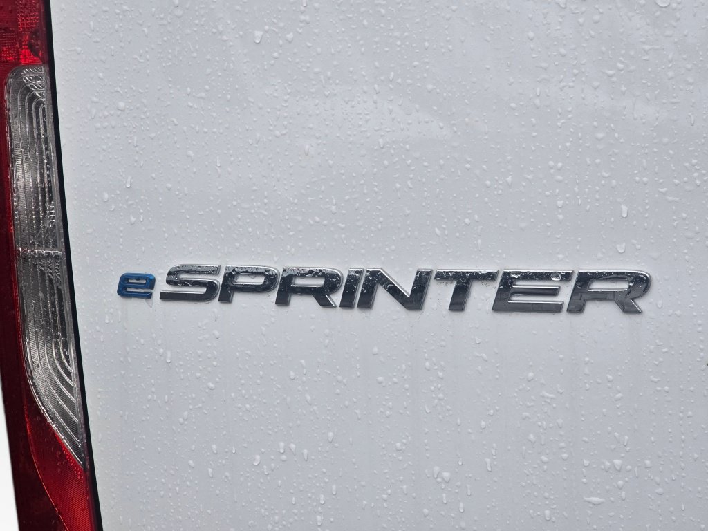 New 2025 Mercedes-Benz eSprinter 170 Cargo image 14