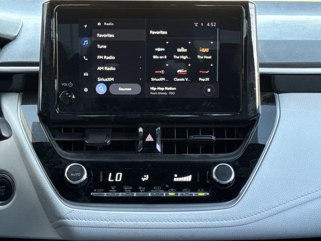 Used 2025 Toyota Corolla SE w/ Convenience Package image 17