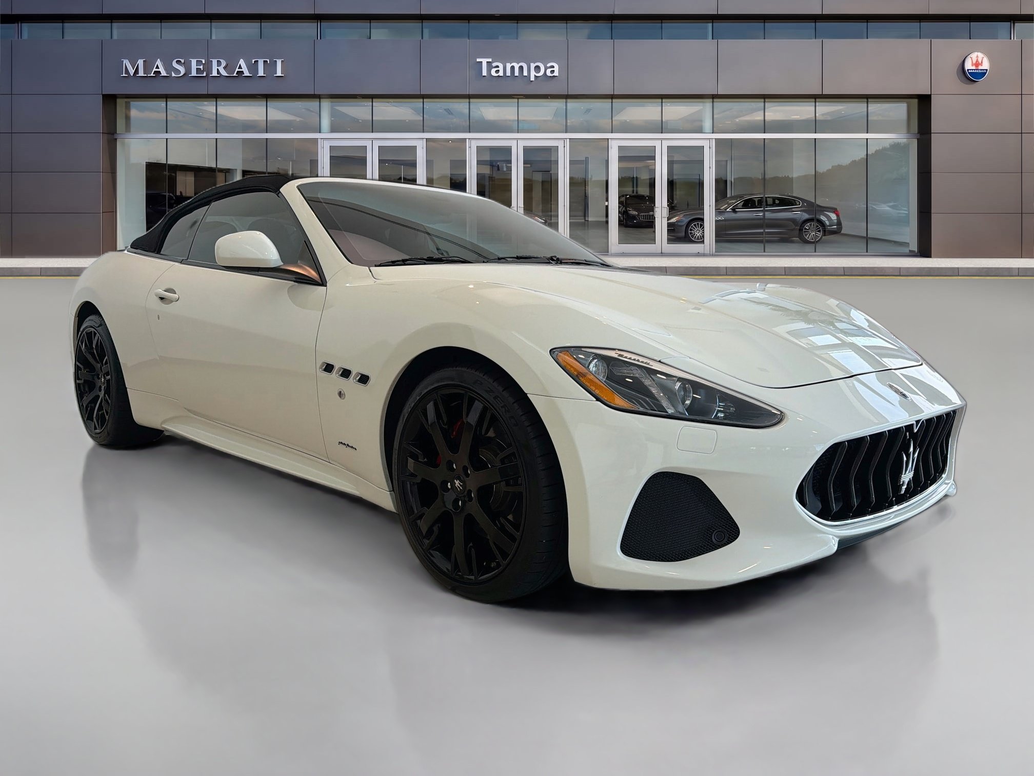 Used 2018 Maserati GranTurismo Sport RWD image 1