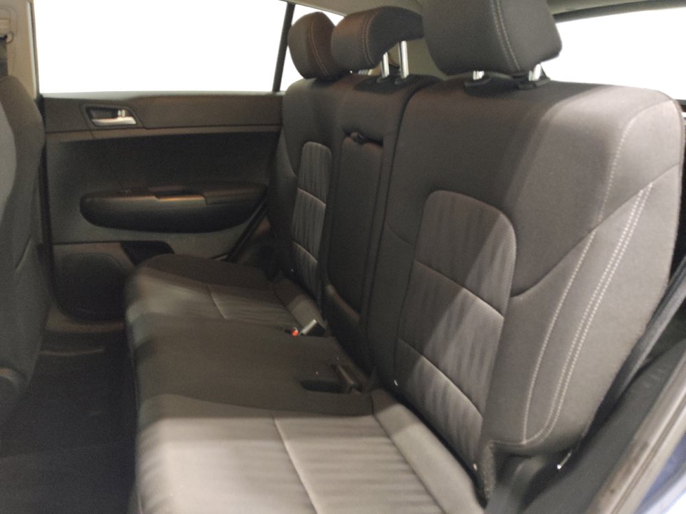Used 2022 Kia Sportage LX image 18