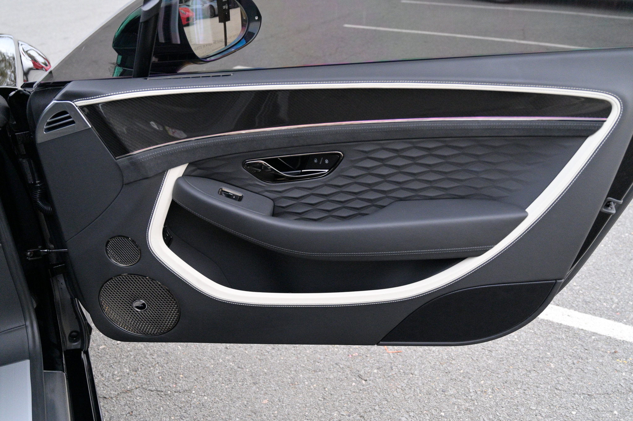 Used 2025 Bentley Continental GT Speed image 44