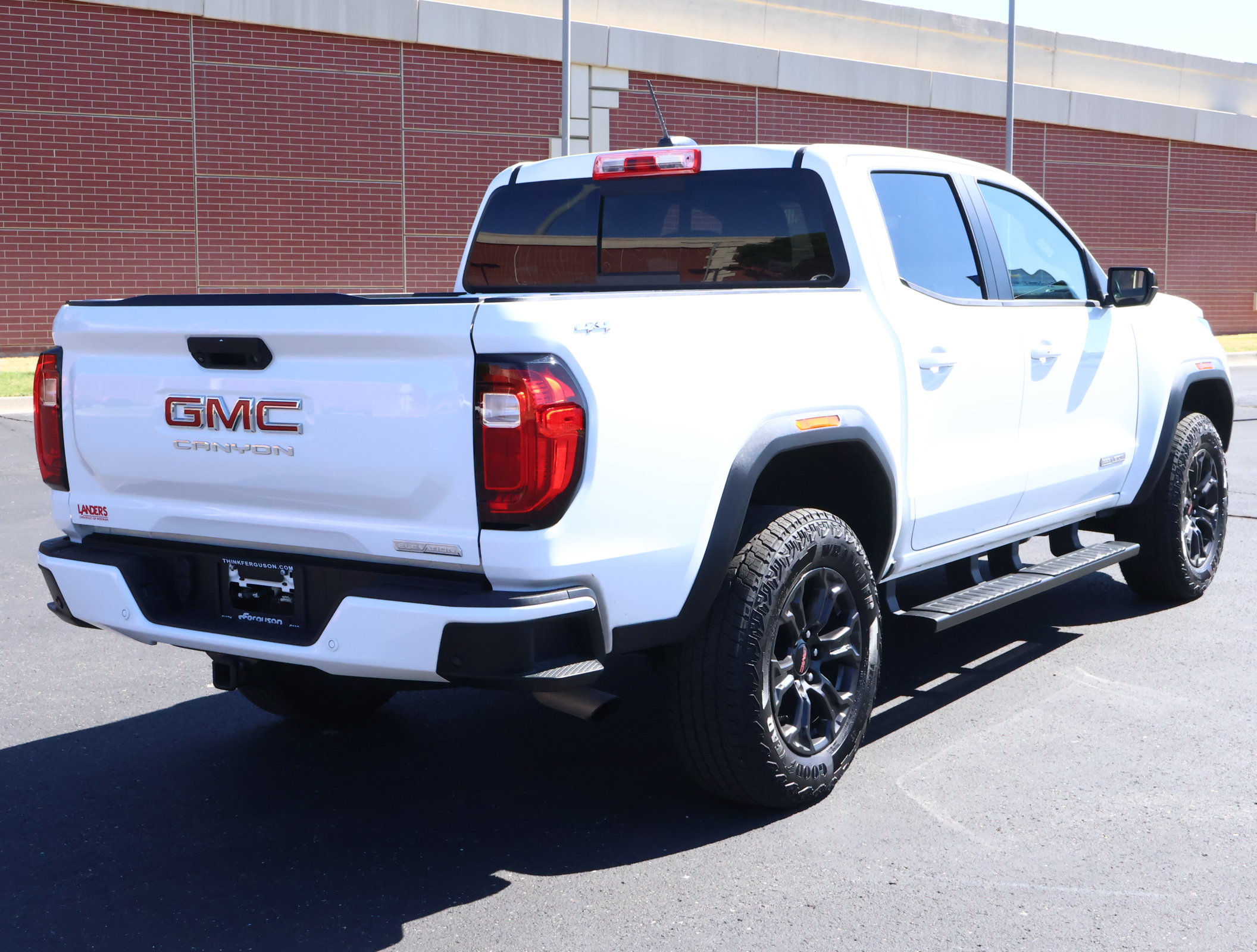 Used 2024 GMC Canyon Elevation w/ Elevation Premium Package AWD/4WD image 32