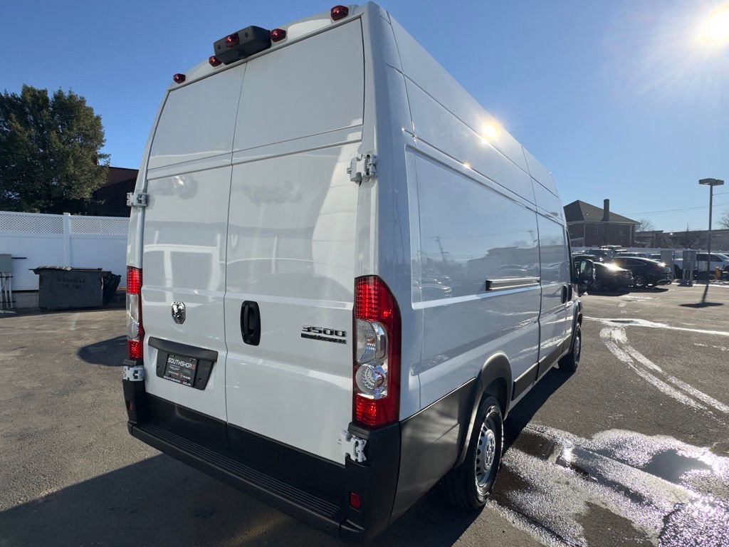 Used 2025 RAM ProMaster 3500 image 9