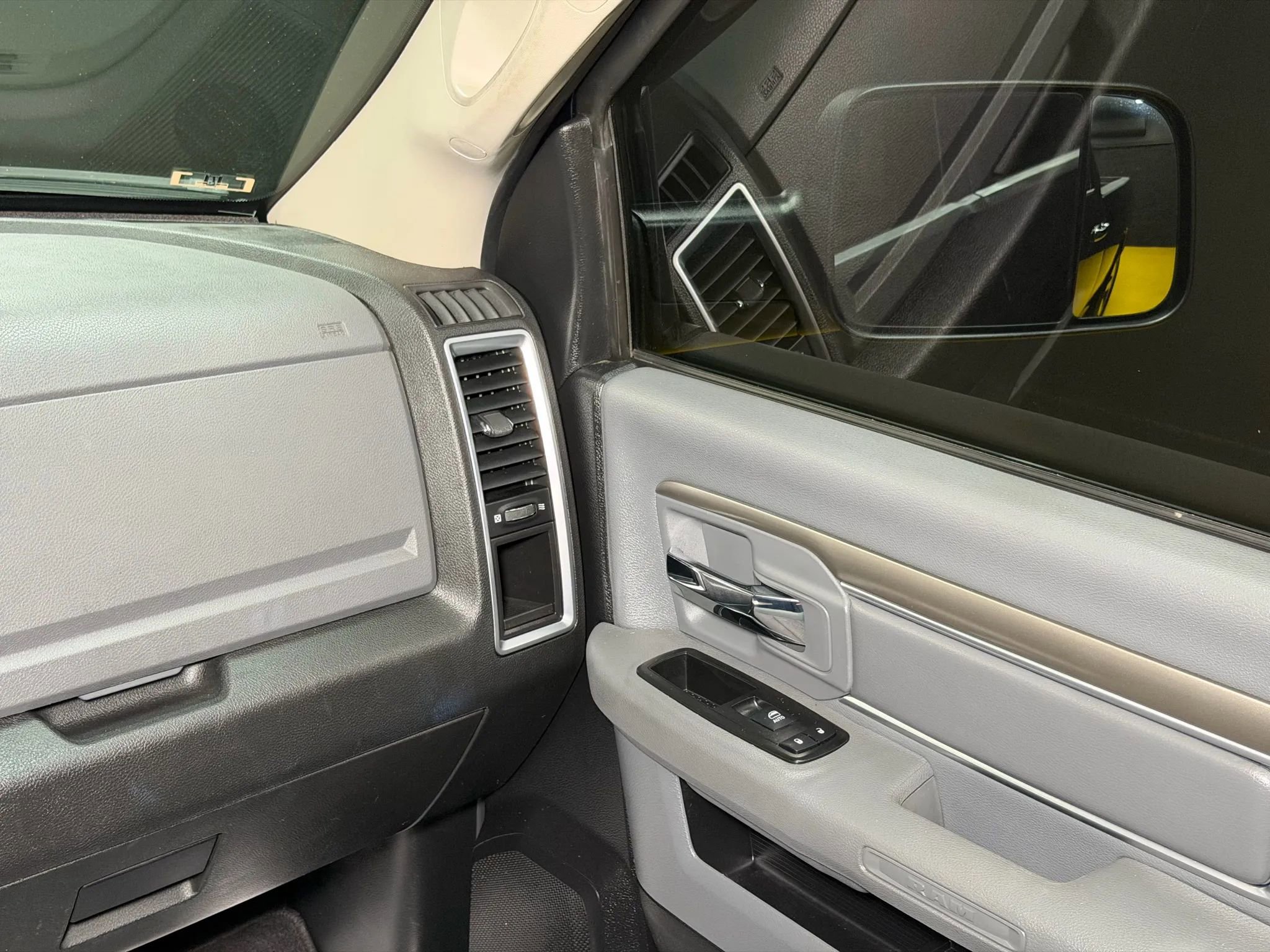 Used 2015 RAM 1500 Big Horn image 21