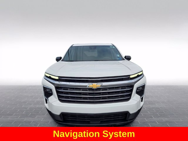 Used 2026 Chevrolet Traverse LT AWD/4WD image 2