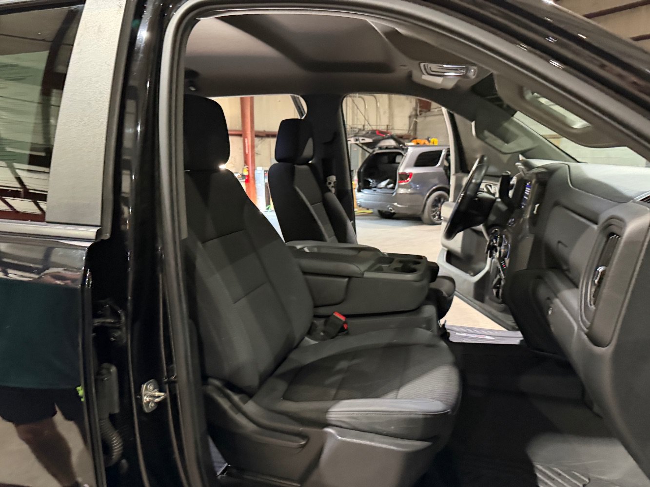 Used 2020 Chevrolet Silverado 1500 Custom Trail Boss w/ Custom Convenience Package AWD/4WD image 27