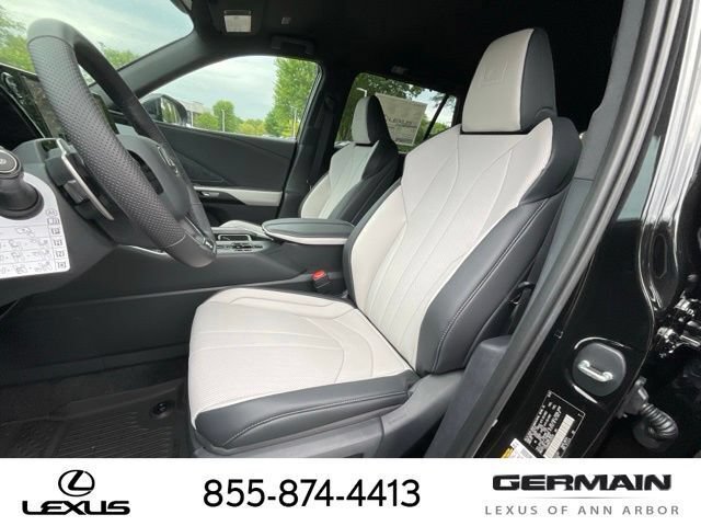 New 2026 Lexus TX 500h AWD image 12