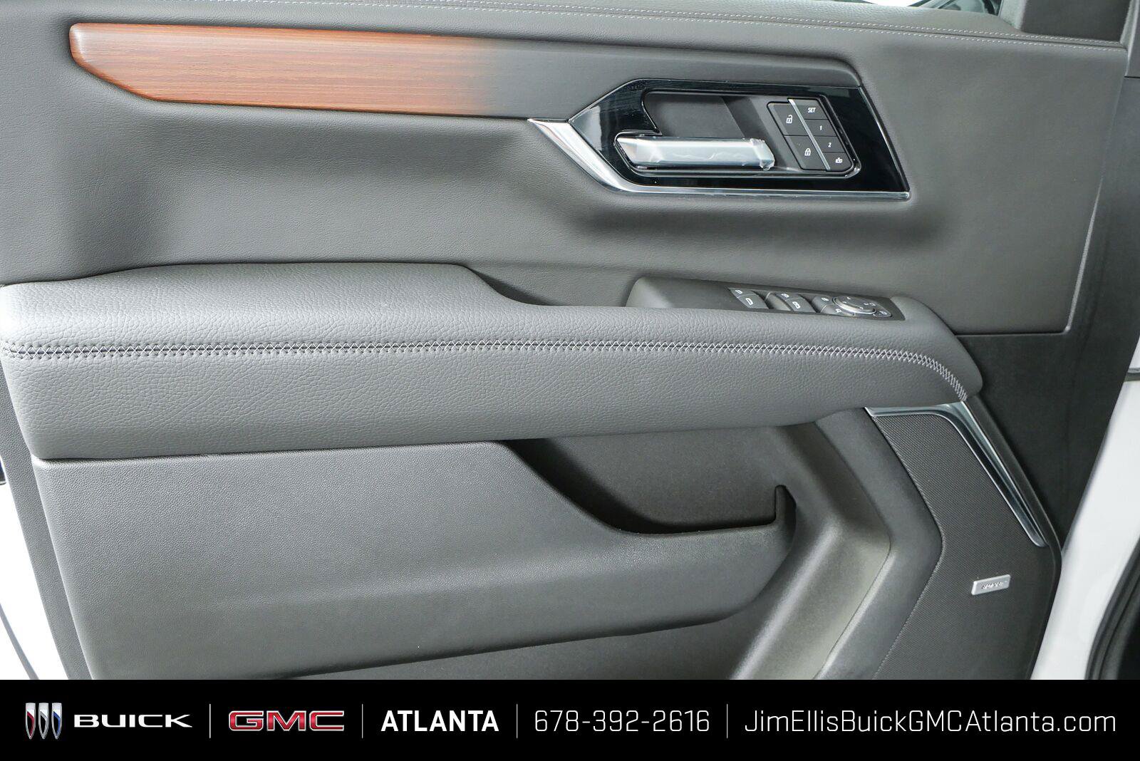 New 2026 GMC Yukon Denali w/ Advanced Technology Package AWD/4WD image 7