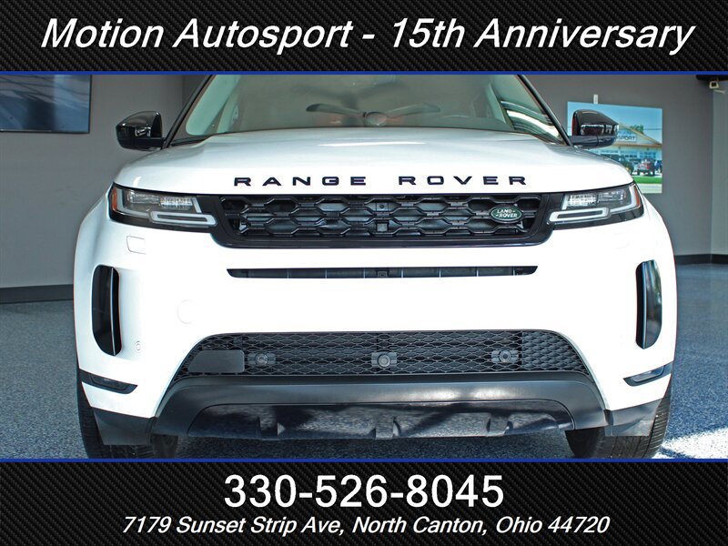 Used 2023 Land Rover Range Rover Evoque SE AWD/4WD image 3