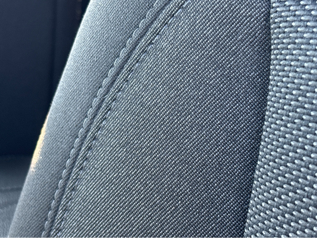 Used 2023 Chevrolet Traverse LT image 29