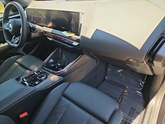 Certified 2025 BMW X3 xDrive30i w/ M Sport Package AWD/4WD image 28
