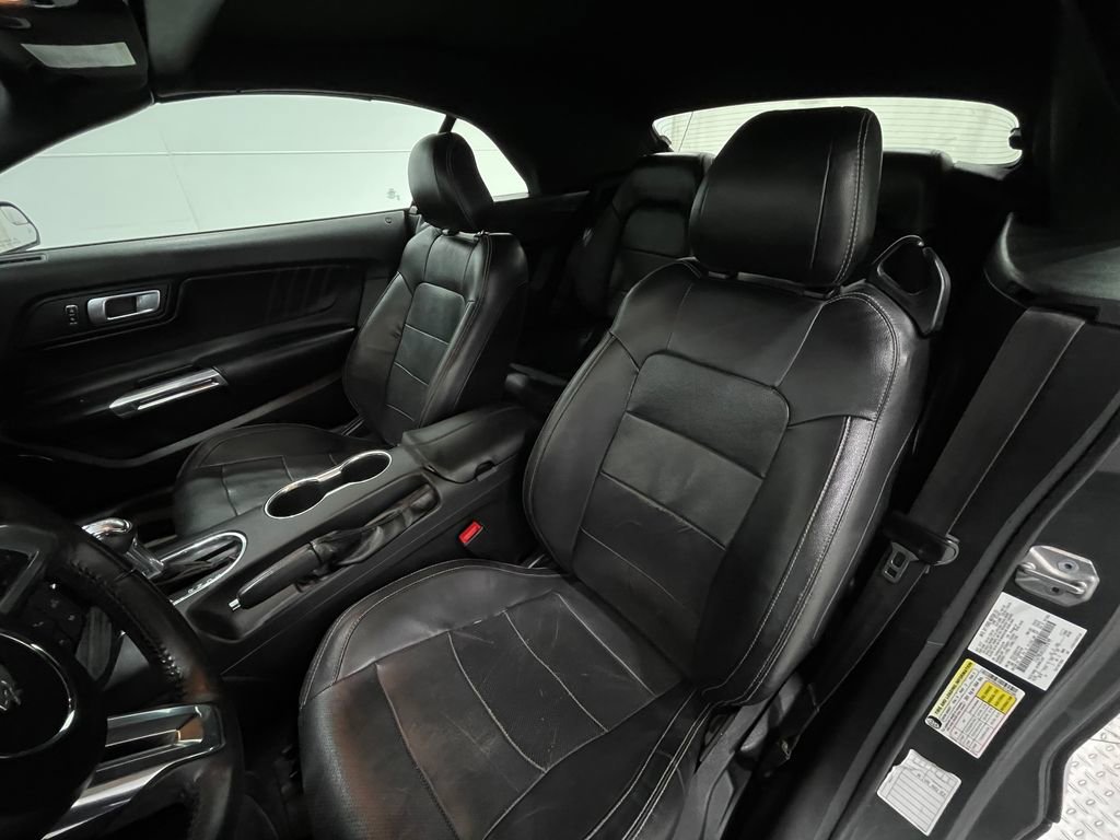 Used 2018 Ford Mustang Premium image 13