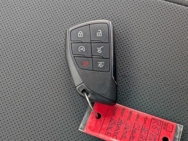 Used 2026 Chevrolet Tahoe Premier RWD image 32