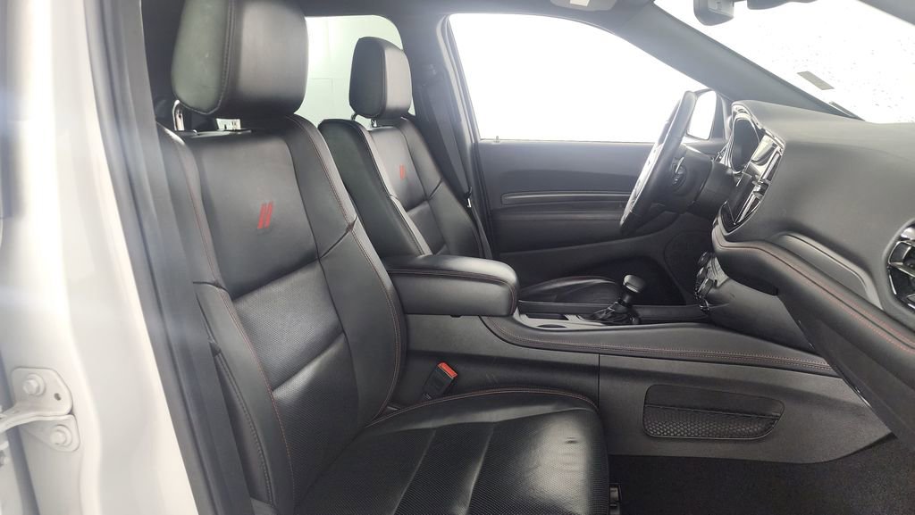 Used 2023 Dodge Durango GT image 33