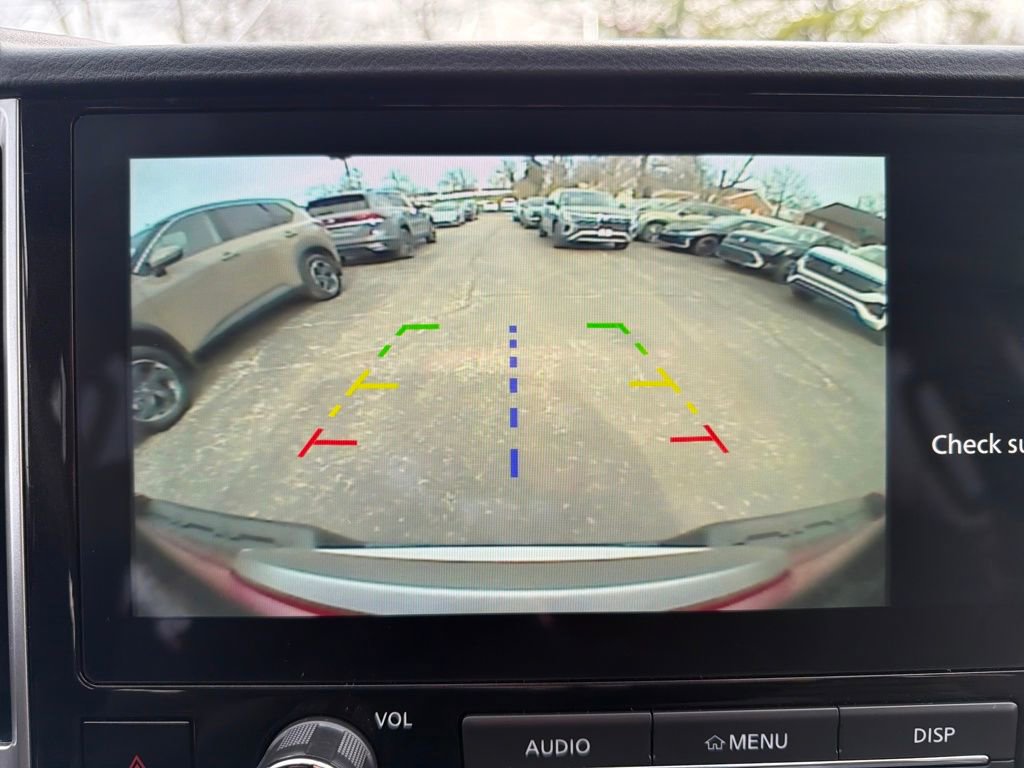 Used 2025 Nissan Frontier SV image 22