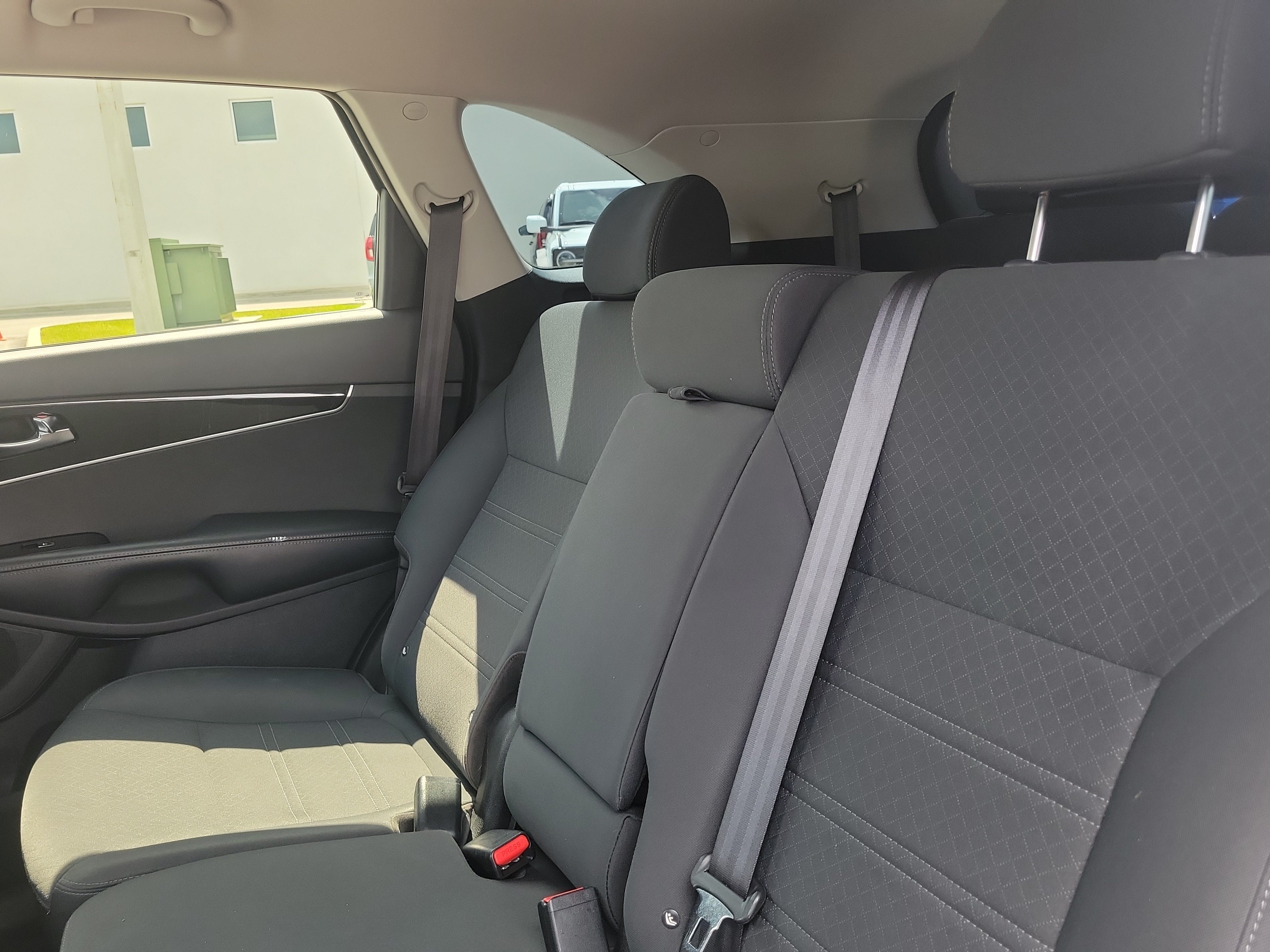 Used 2020 Kia Sorento LX w/ LX I4 Convenience Package FWD image 15