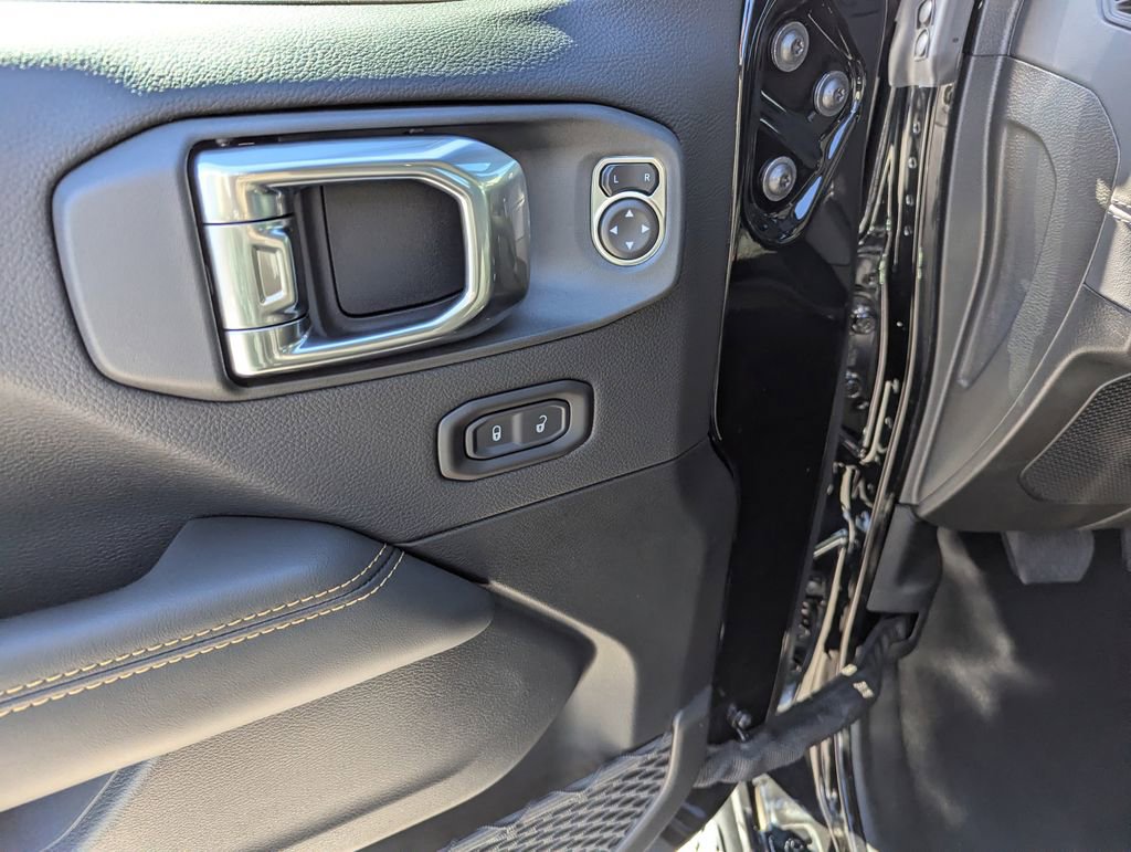 New 2026 Jeep Gladiator Sport AWD/4WD image 19