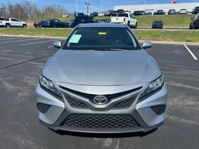 Used 2019 Toyota Camry SE image 8