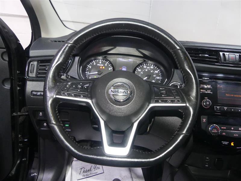 Used 2018 Nissan Rogue Sport SV w/ SV All-Weather Package image 29