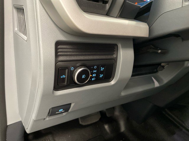 New 2026 Ford F250 XL w/ XL Chrome Package image 23