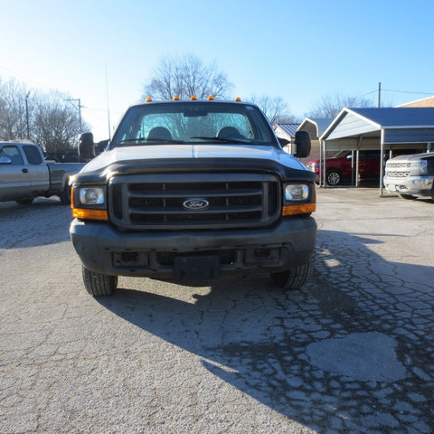 Used 2000 Ford F350 XL image 3