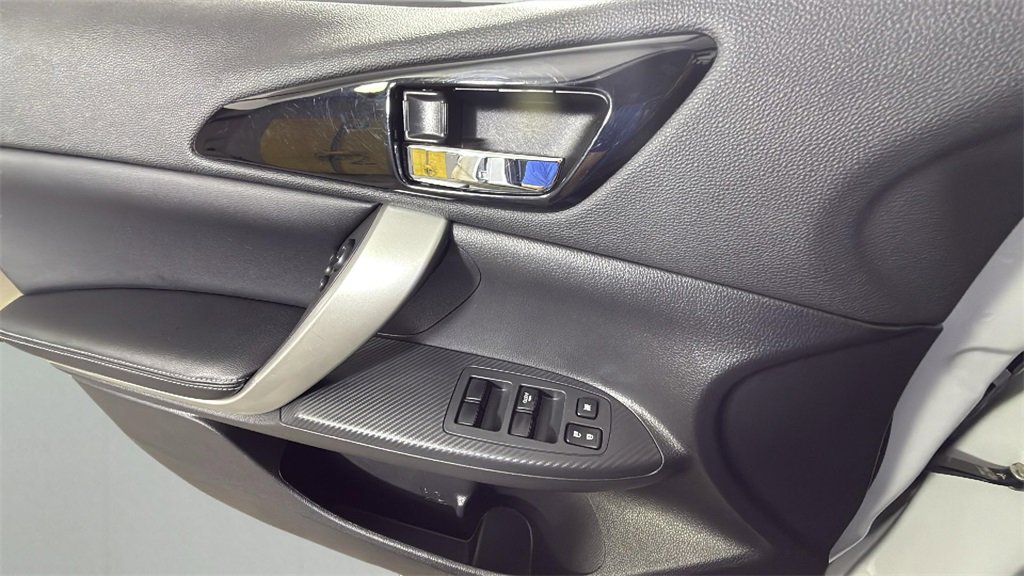 Used 2024 Mitsubishi Eclipse Cross SE image 26