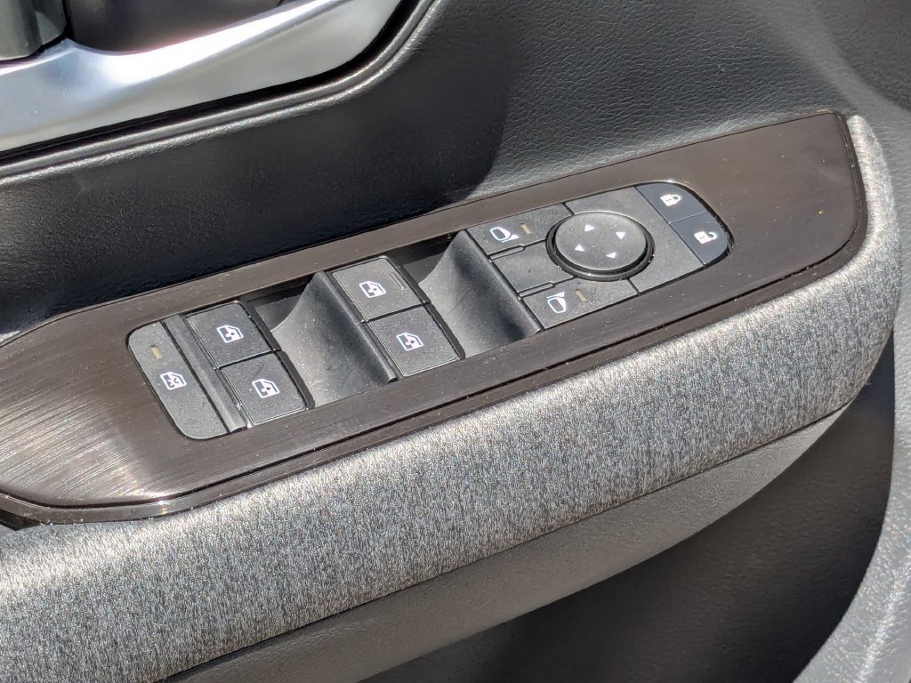 New 2026 Nissan Kicks SV w/ Cold Weather Package AWD/4WD image 12