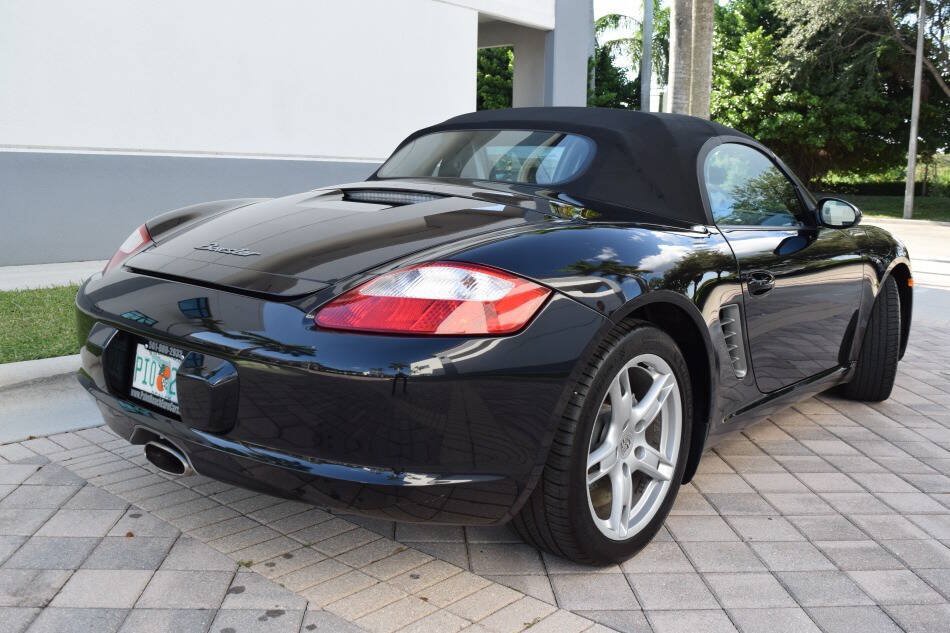 Used 2005 Porsche Boxster RWD image 8