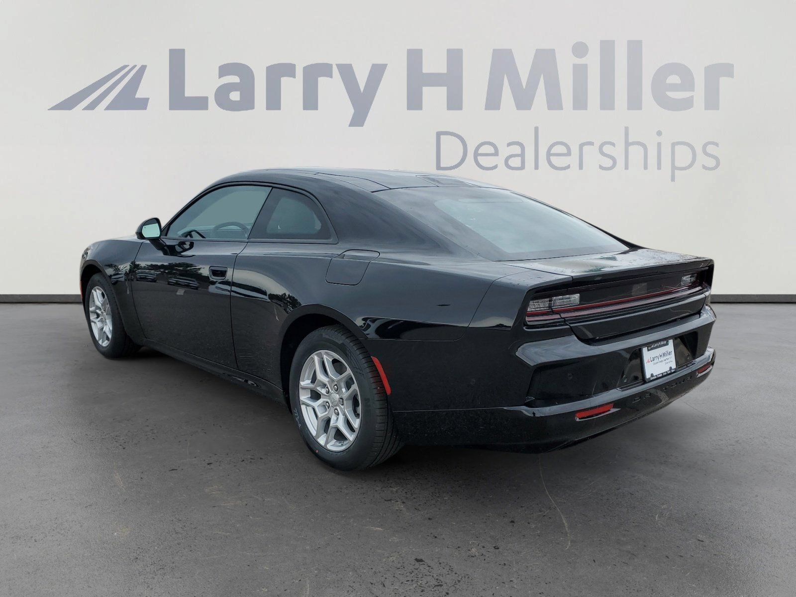 New 2025 Dodge Charger Daytona R/T w/ Quick Order Package 25M R/T AWD/4WD image 4