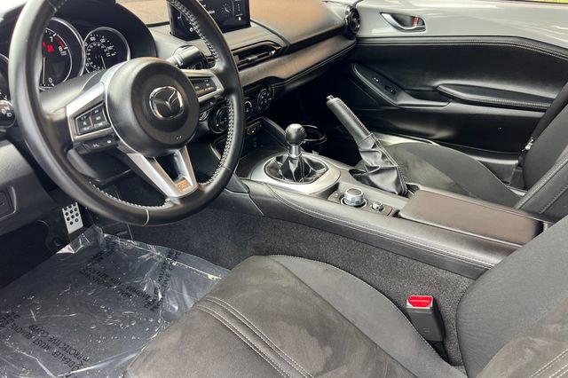 Certified 2024 MAZDA MX-5 Miata Club w/ Interior Package RWD image 10