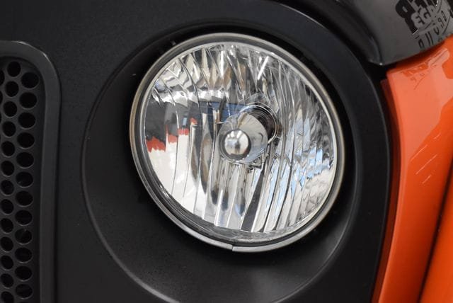 Used 2015 Jeep Wrangler Sahara AWD/4WD image 15