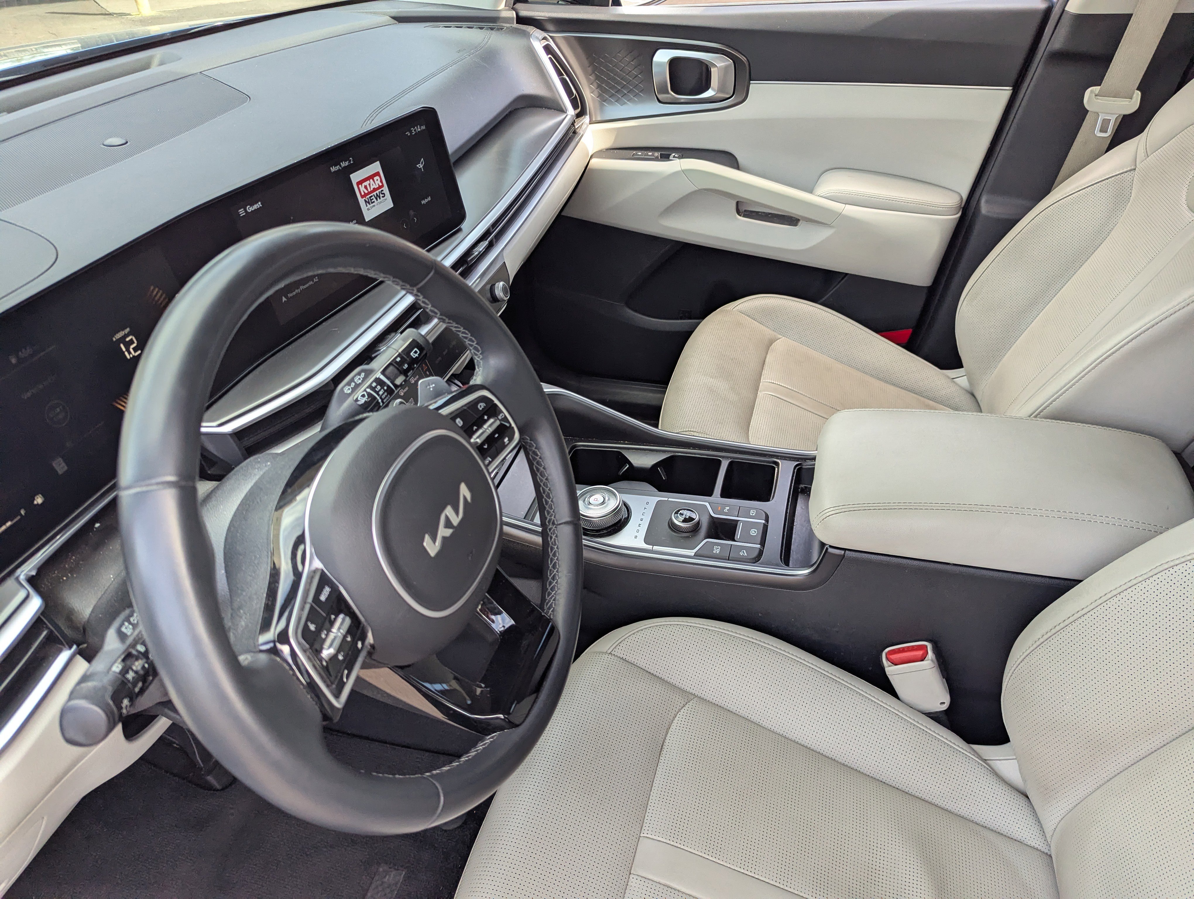 Certified 2025 Kia Sorento EX image 19