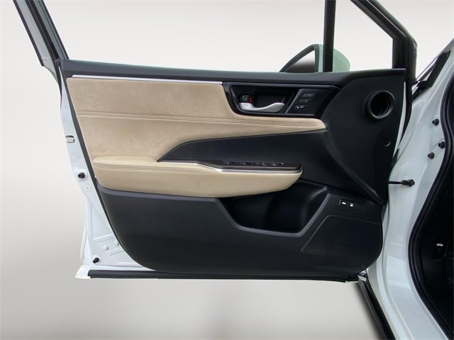 Used 2018 Honda Clarity Touring image 16