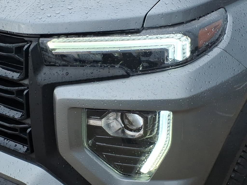 Used 2023 GMC Canyon Elevation RWD image 11