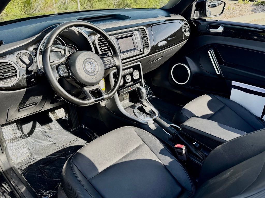 Used 2018 Volkswagen Beetle 2.0T S FWD image 20